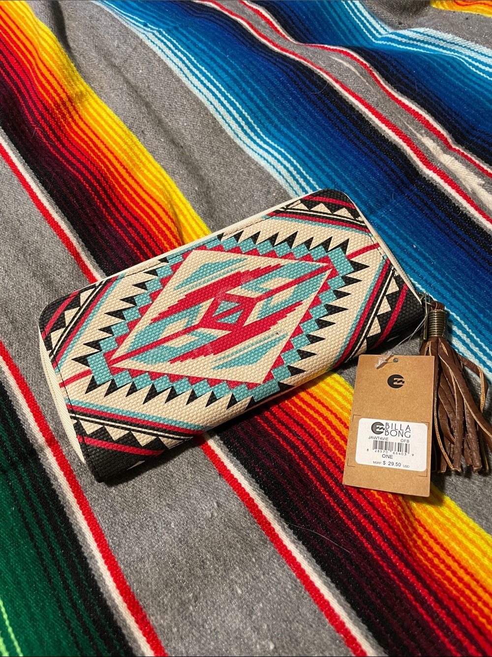 Billabong Tribal Zip Wallet in Turquoise, Coral & Cream new with tags